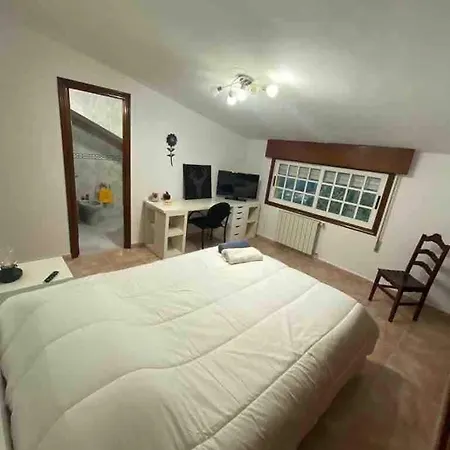 Atico Con Vistas Y Aparcamiento Gratuito ויגו